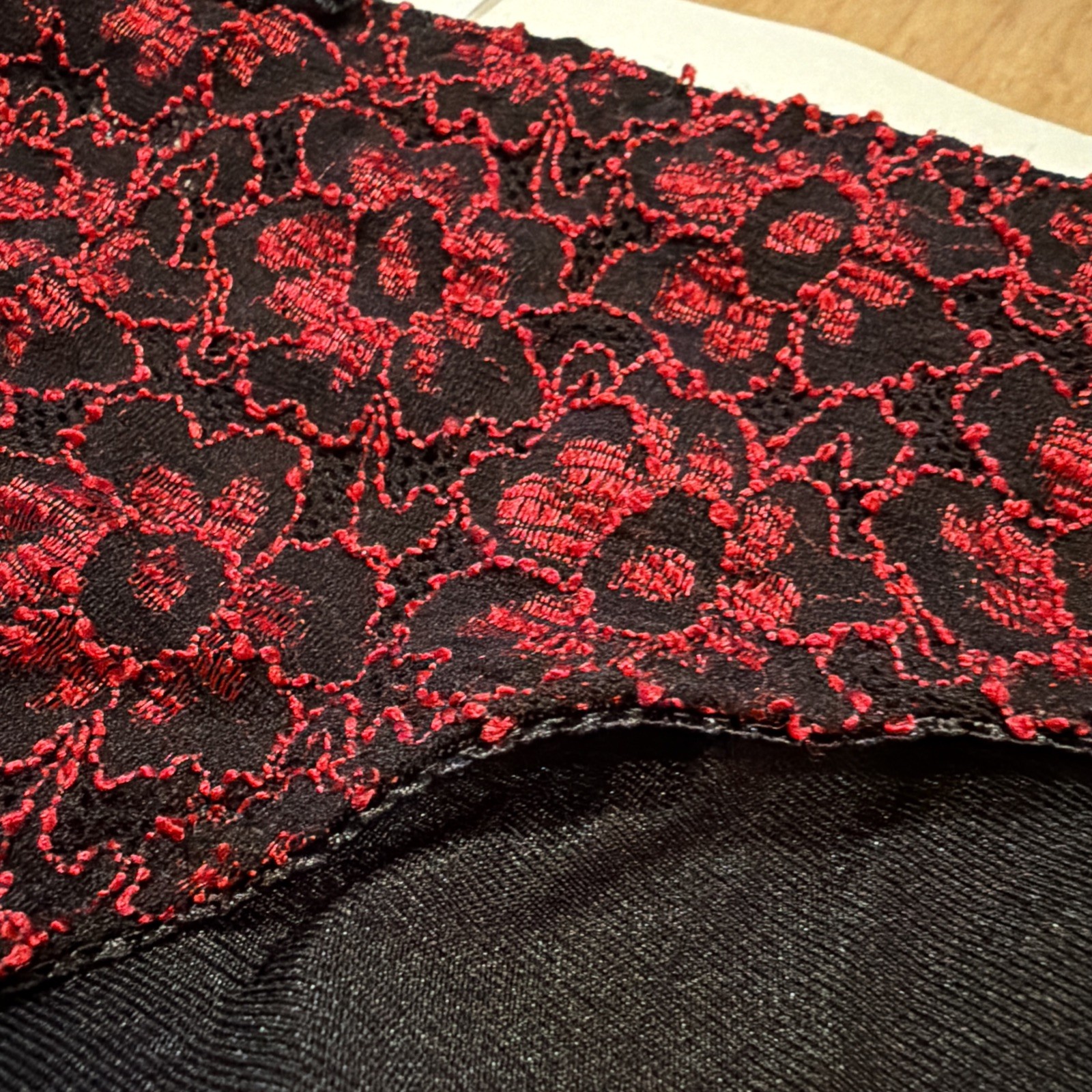 Vintage Jolie Silky Bikini Panties Black With Red Lace Size 7 Second Skin