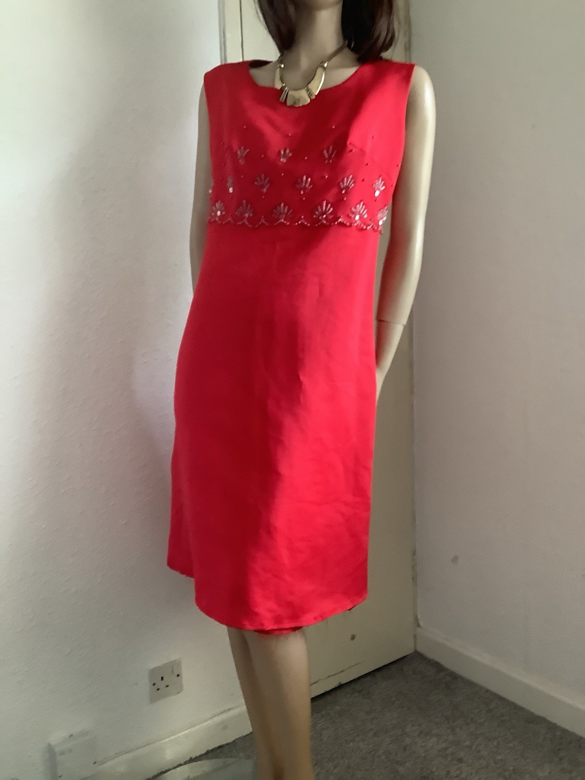 Vintage Crimson Red Beaded Sleeveless Shift Dress UK 18 (EU 46)
