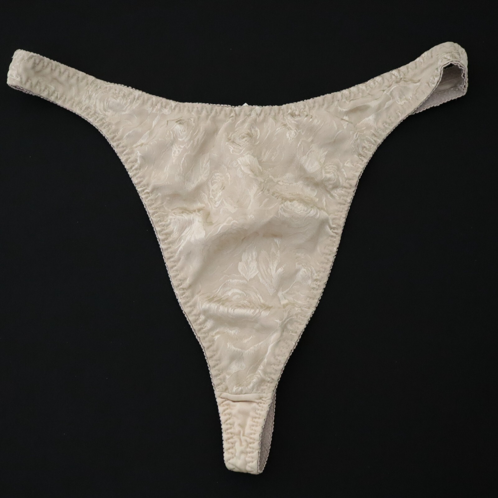 VTG Cacique – NO ELASTIC – Satin High Cut Thong Panty LARGE
