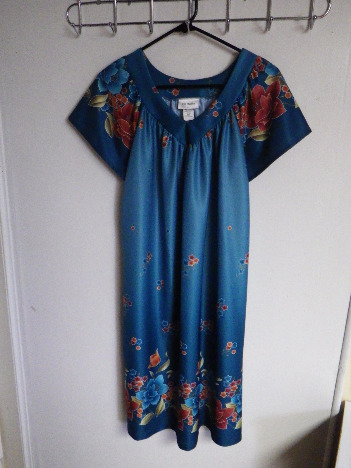 CW CLASSICS WOMENS SIZE SMALL PULL ON NIGHTGOWN FLORAL SLEEPWEAR 1 POCKET