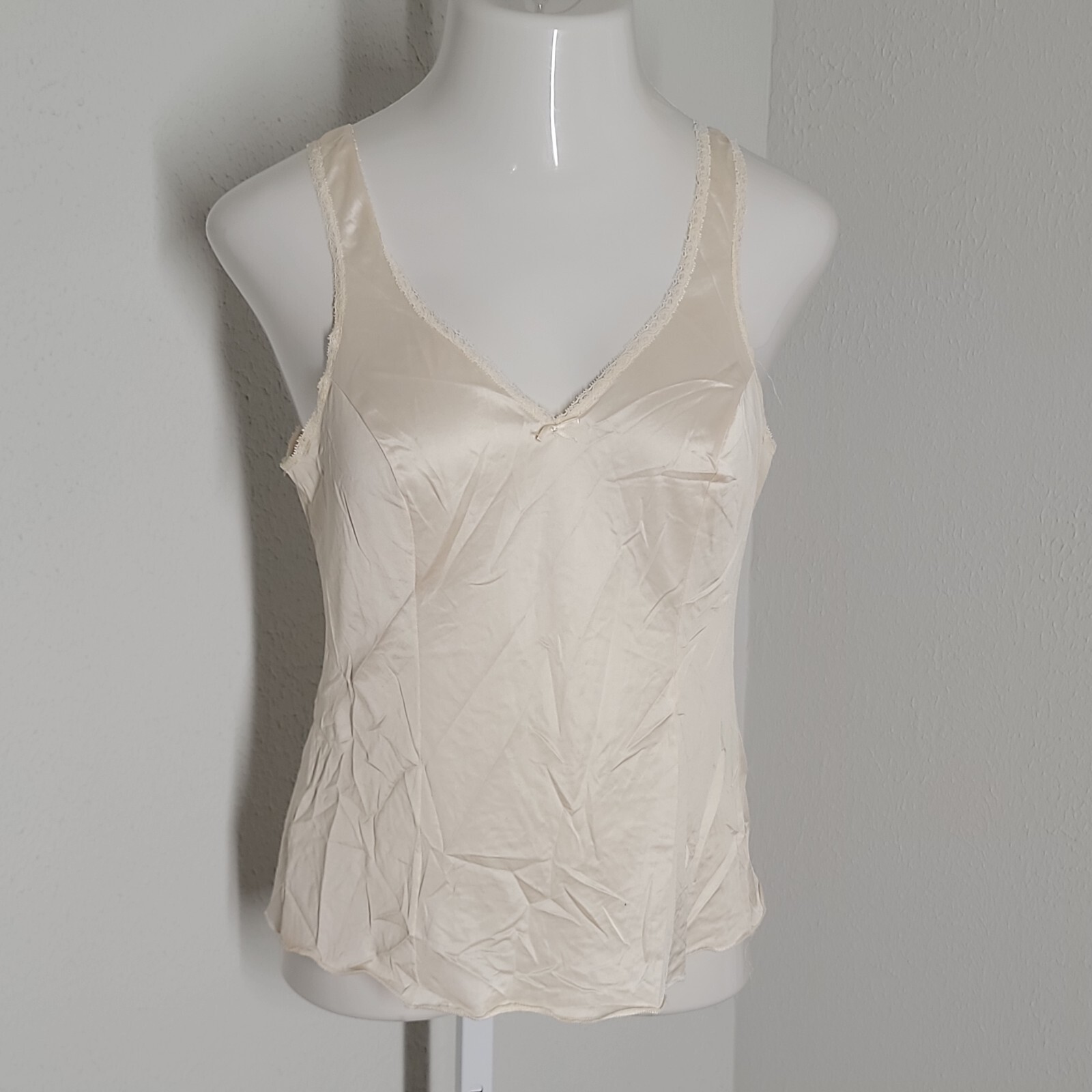 Lorraine Slip Shirt Top ~ Sz 36 ~ Cream ~ Sleeveless ~ Lace Trim
