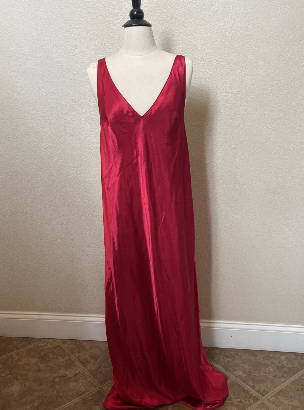 NWT VTG Frederick’s of Hollywood Red Satin Slip Dress NWT Maxi Nightgown Y2K XL