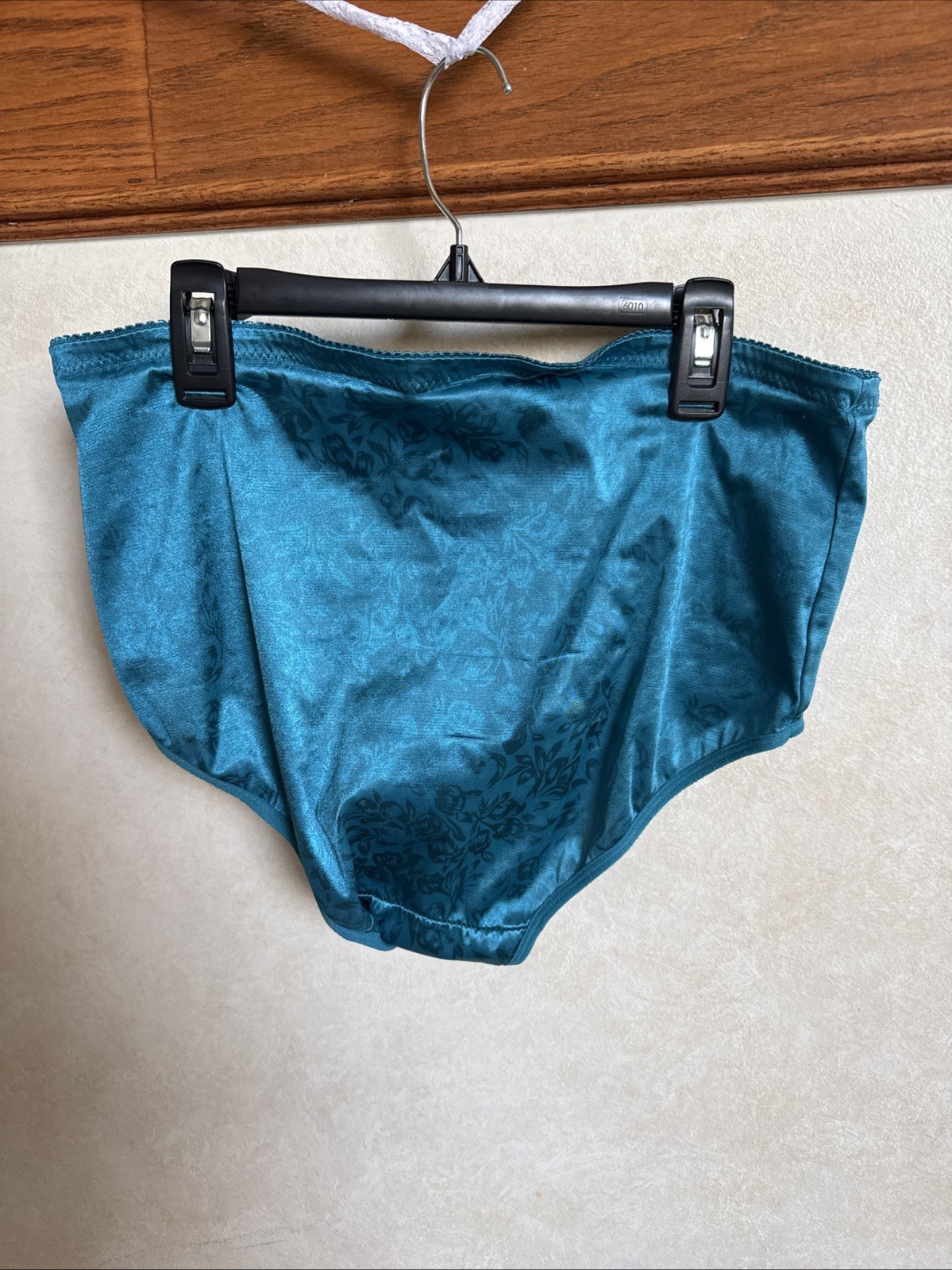 Vintage 1990’s NATIVE INTIMATES Second Skin Satin Shiny Granny Panties Sz 10