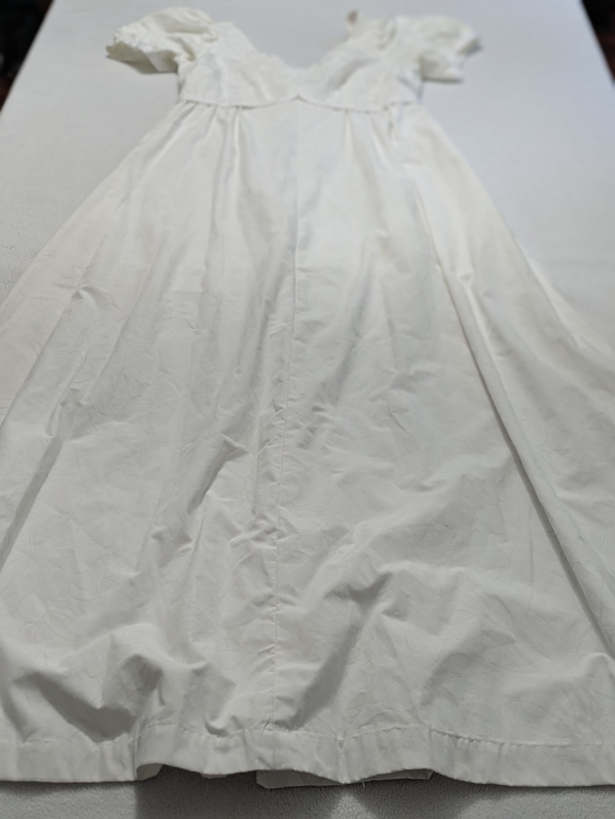 Princess Kaiulani Hawaii White Floral Damask Muumuu Bridal Dress Vtg 90s 12