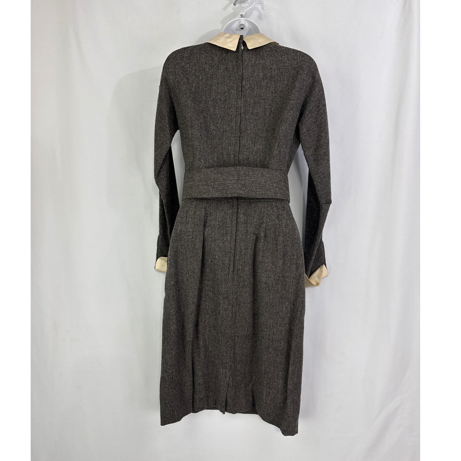 Vintage Mr Mort Grey Sheath Dress Peter Pan Collar Belt 50s 60s 36 bust 24 Waist