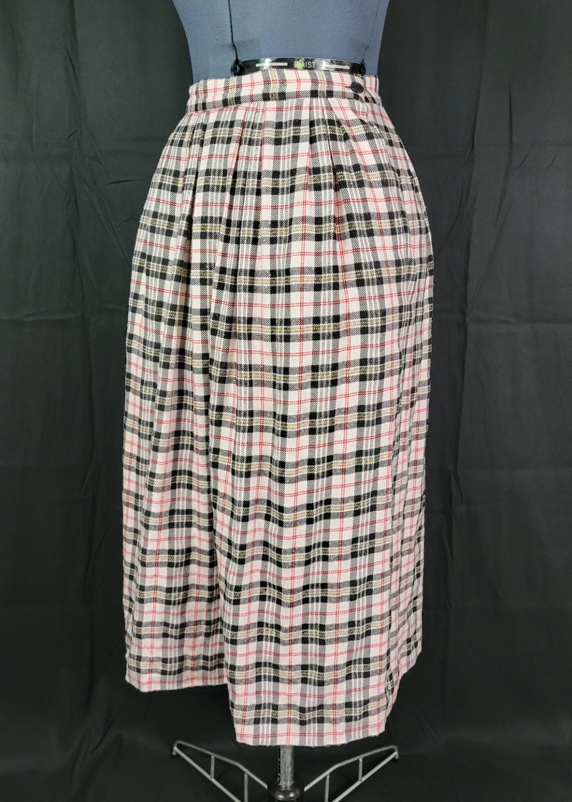 Vintage Marshall Fields Red/Black/White Plaid Skirt w Pockets Size 6P