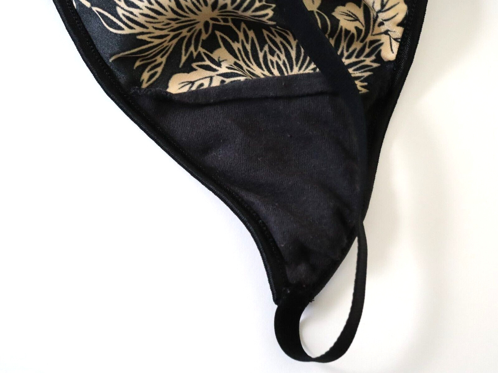 Vintage Victoria’s Secret 2005 Polyester Satin V-String Thong Panty LARGE