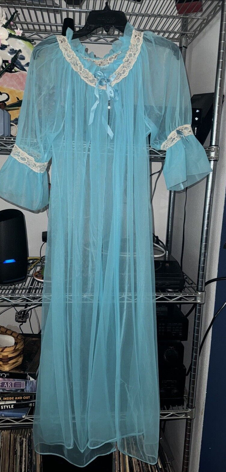 Vintage 60’s Tosca? Lingerie Peignoir Blue Chiffon Lace And Bows