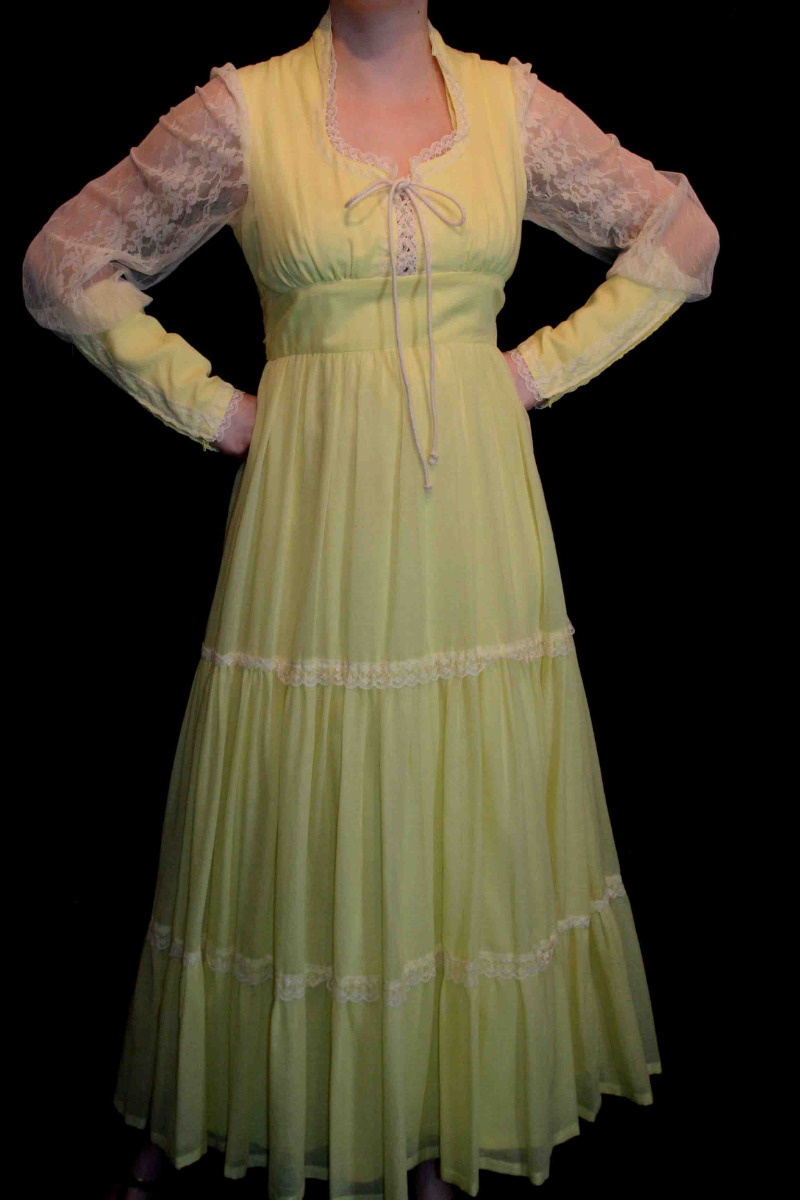 S~M VTG 70s MAXI Dress LACE ZIPPER Sleeve CORSET Gown Prairie Cottage Core Tiers
