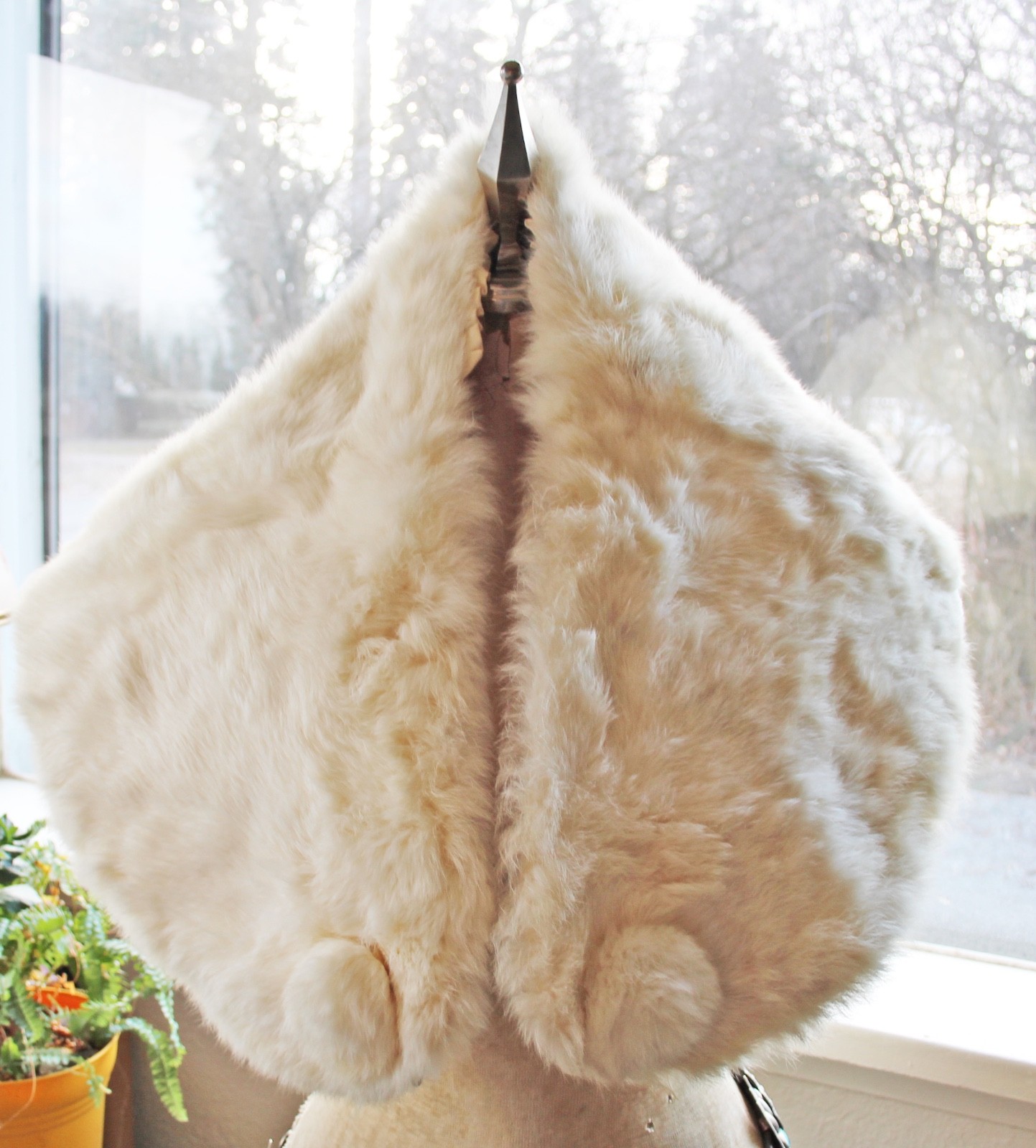 Vintage White Rabbit Fur Stole Shawl Collar Jacket Collar Satin Lined