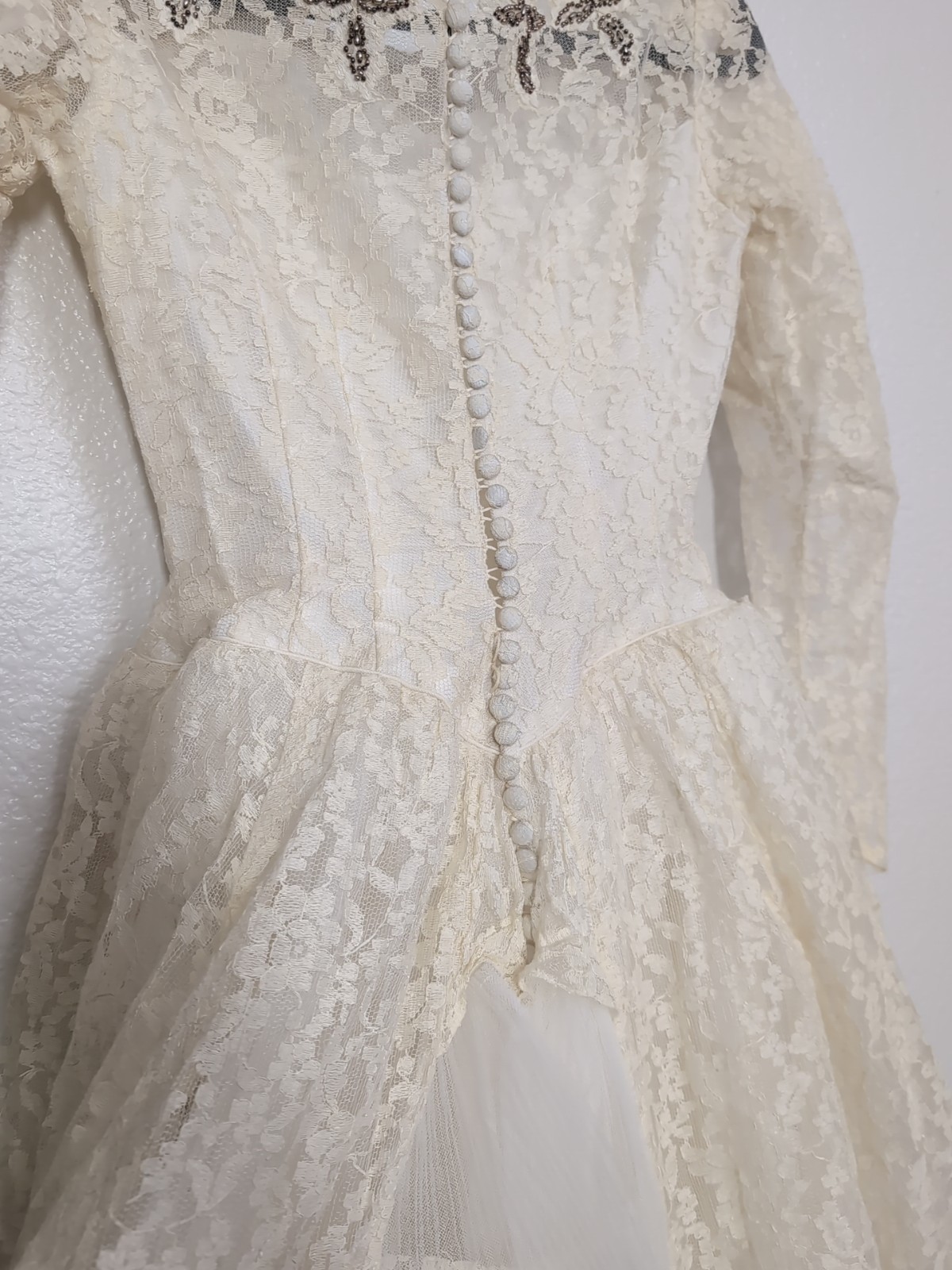 50’s Lace & Pleated Tulle Long Sleeved Princess Prairie Wedding Dress Beads