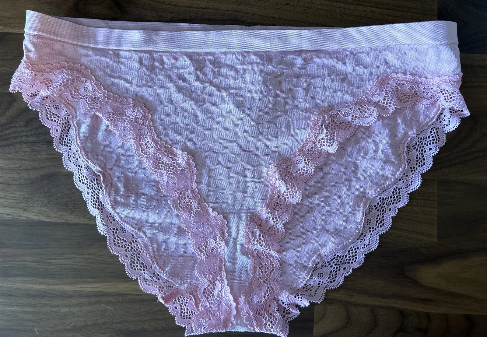 Victoria’s Secret Lace Bikini Panty Pale Pink Panties Sz XL Animal Print