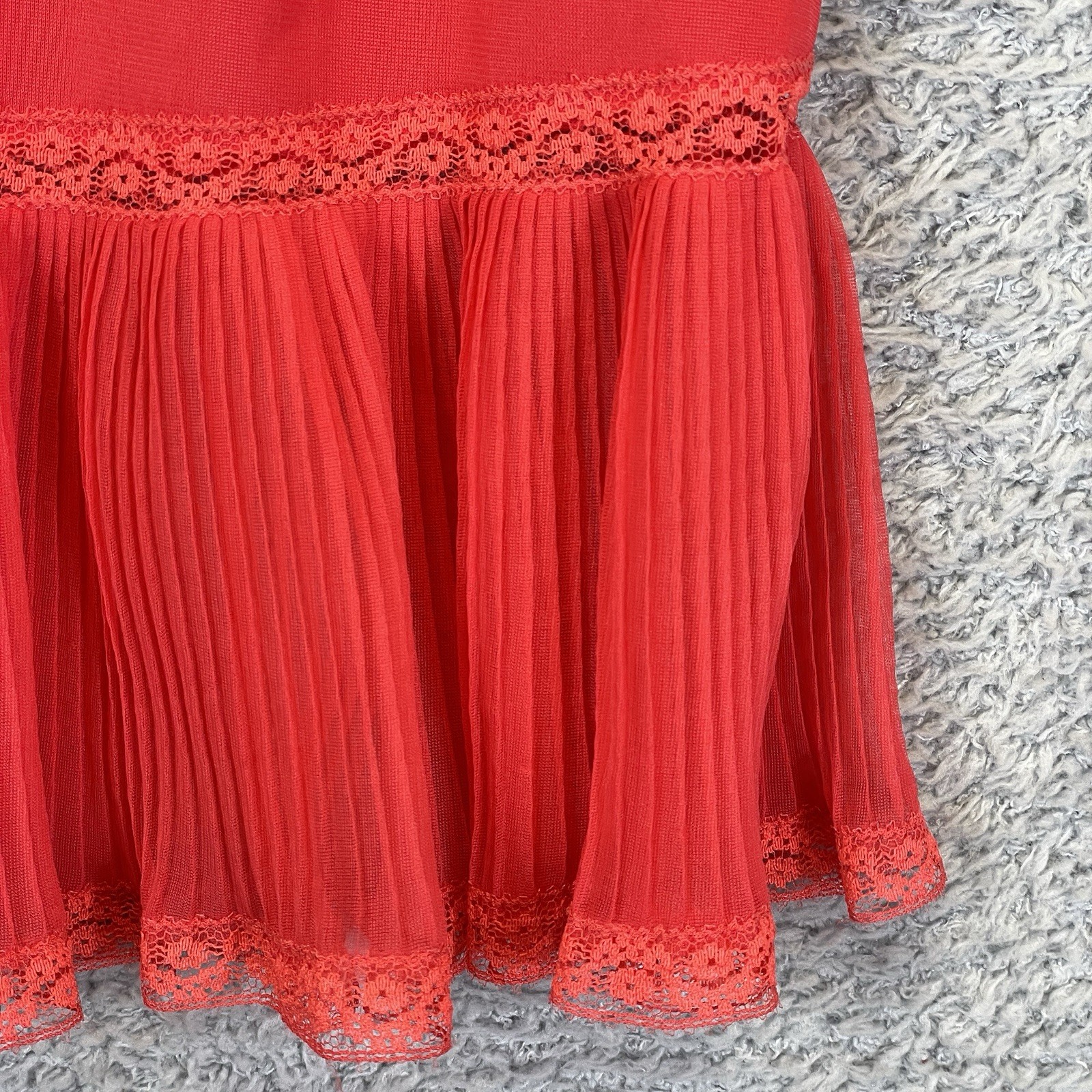 Vintage Nan Flower Originals Red Embroidered Pleated Half Slip Skirt Size Small