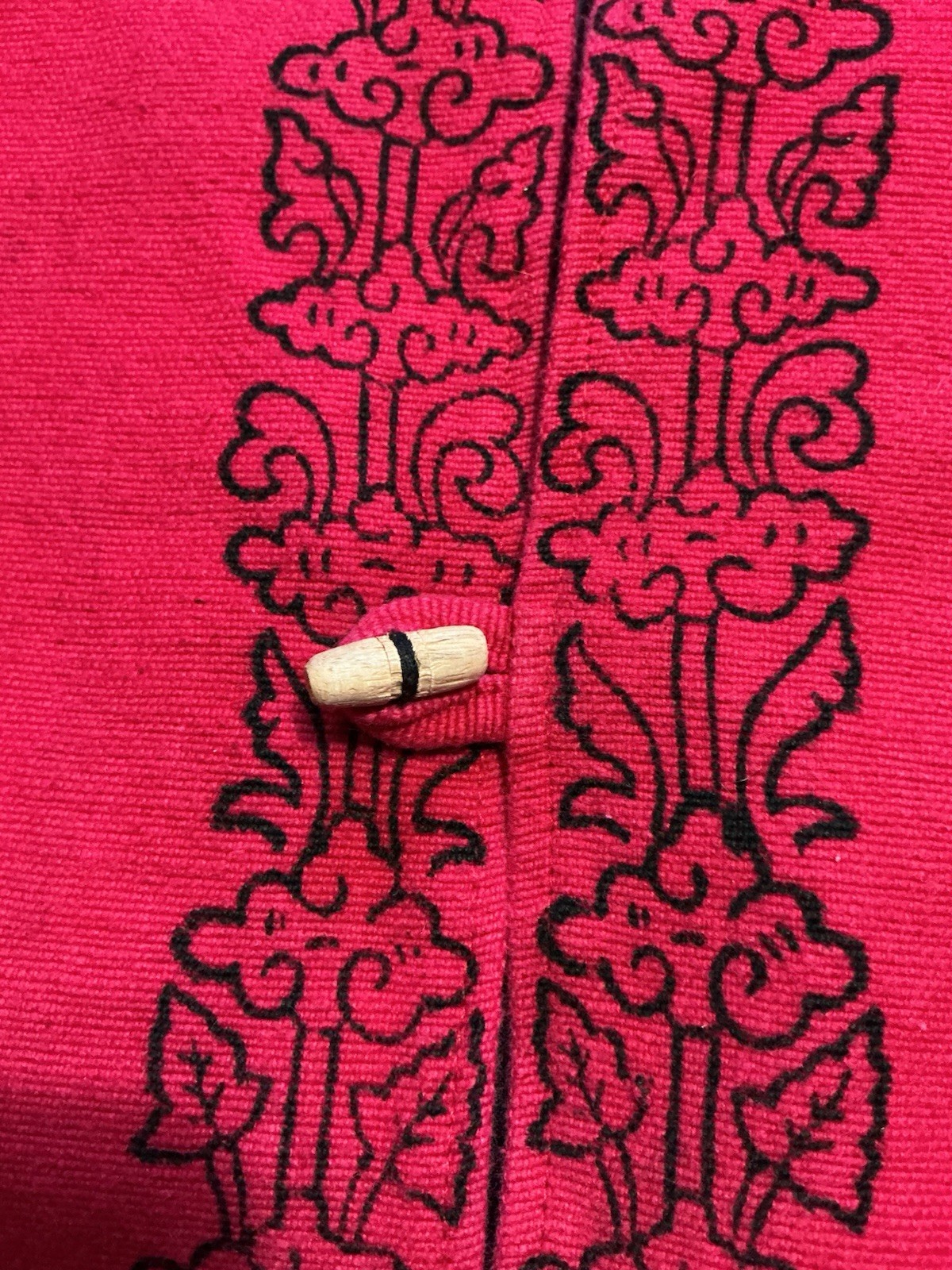 Vintage Ganesh Himal Trekking & Trading Co. Nepal Fish Red Oriental Tang Jacket