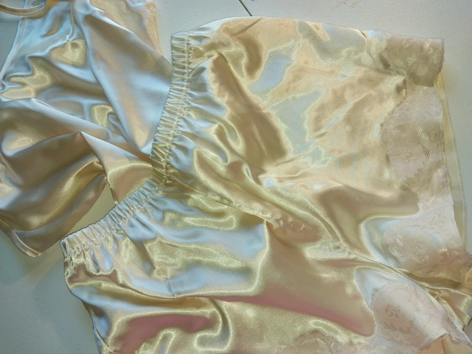 VTG SATIN SHINY LIQUID FRENCH LACY BLOOMERS KNICKERS PANTIES CAMI SET NEW 36/38