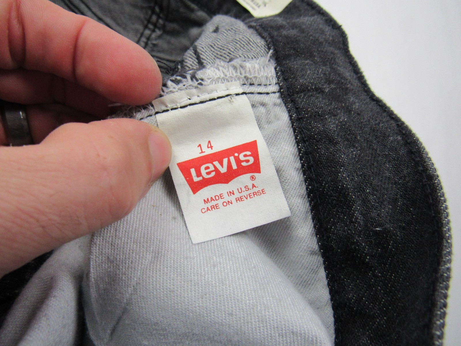 Vtg NOS NWT 80s Women’s Levi’s 16 501 USA Made Mom Jeans 14 / 29.5 x 29.25 Black