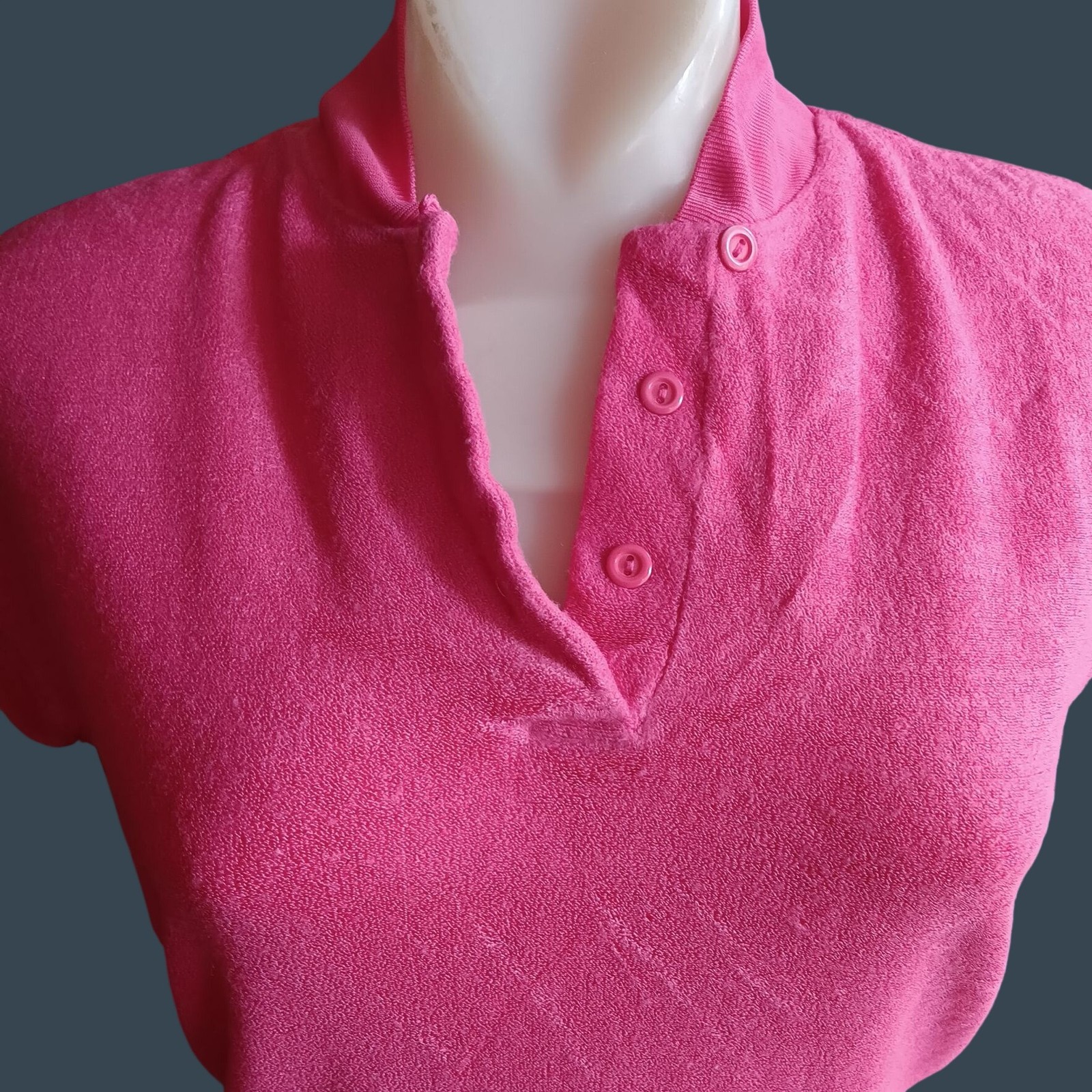 Medium Vintage 70’s Pink Top Terrycloth Disco Top Rayon Button-Up Collar