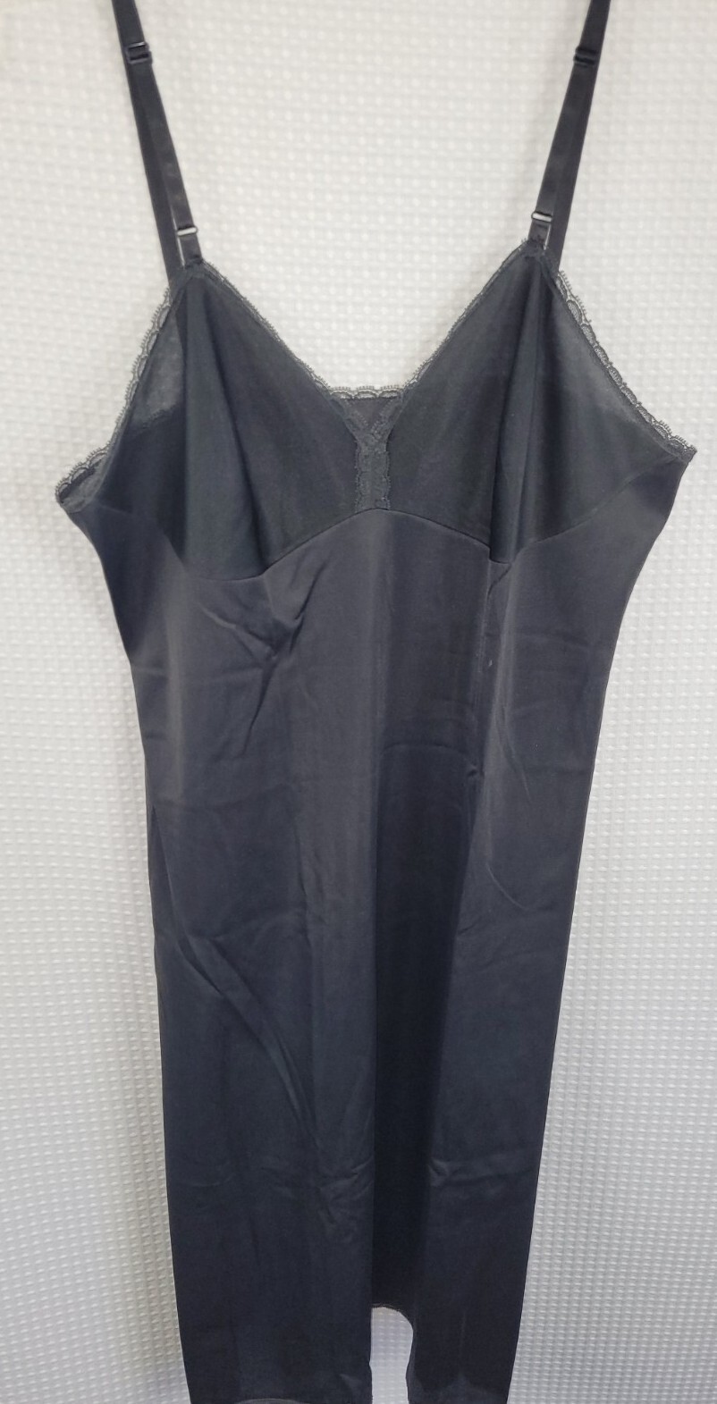Vintage Vanity Fair Black Polyester & Nylon Full Slip Size 36 NOS