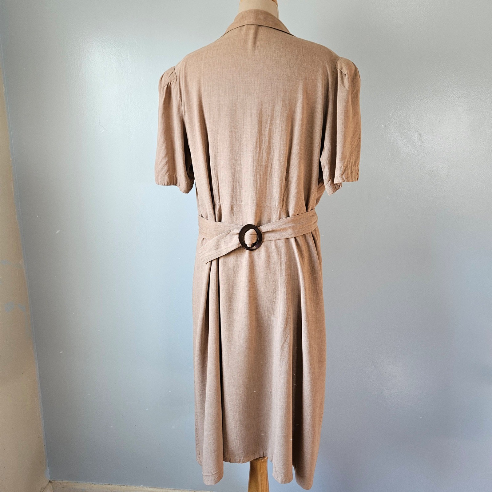 Teca Spun Rayon Pintuck Day Dress Tan Short Sleeve Vintage 1940s WWII Era XL