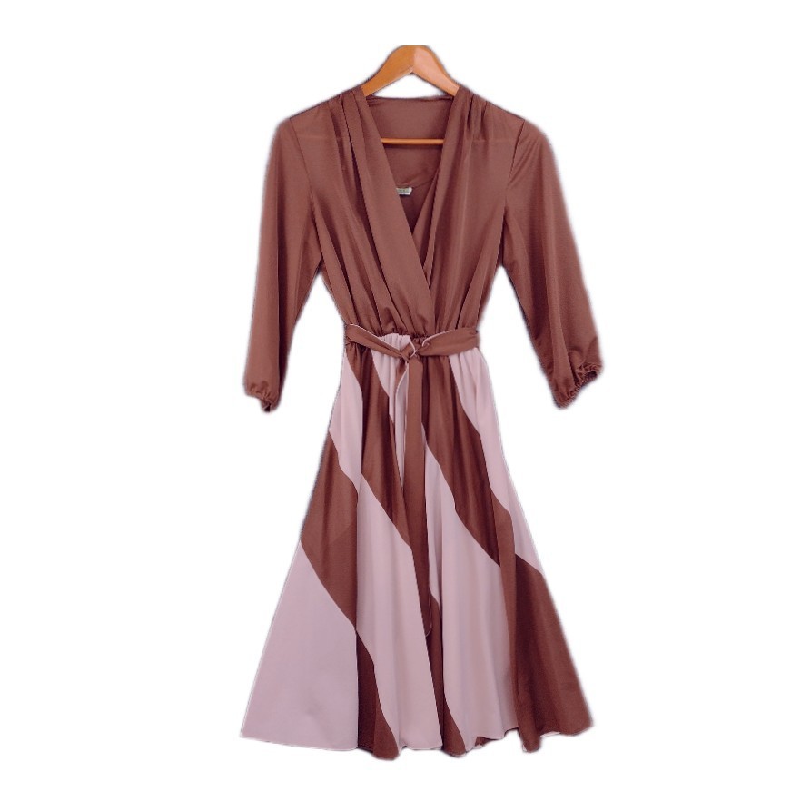 VTG Dress Small Fit and Flare Midi Brown V Neck Full Skirt Stripe 3/4 Sleeve