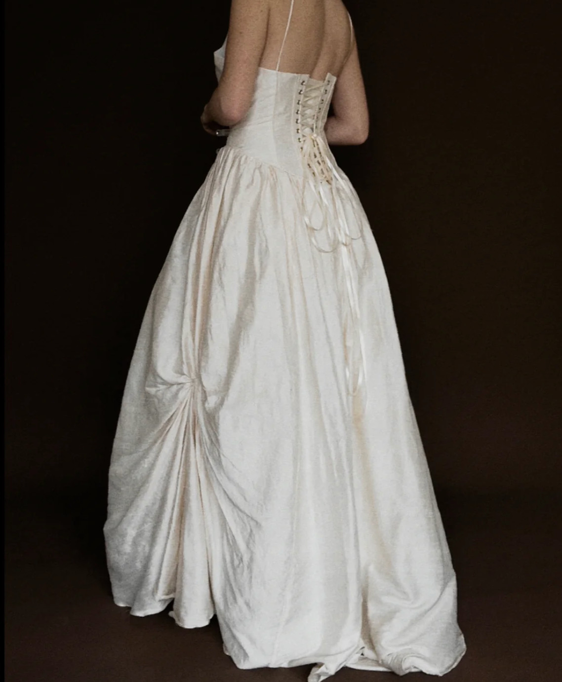 1980S BALLET GATHERED RAW SILK GOWN SIZE S-M
