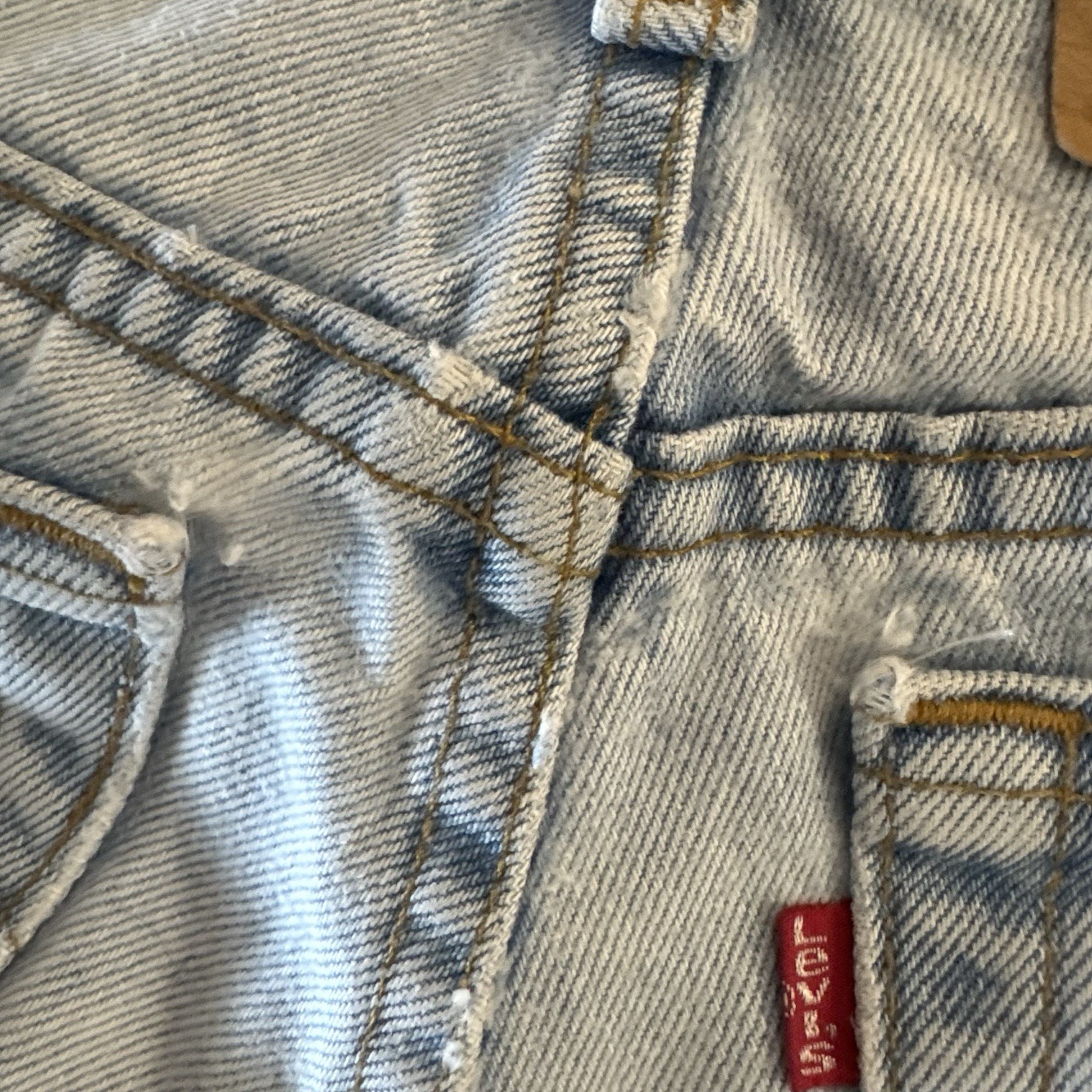 Vintage Levi’s 550 Jeans Women’s Relaxed Fit Tapered Leg Size 28 Made in Canada