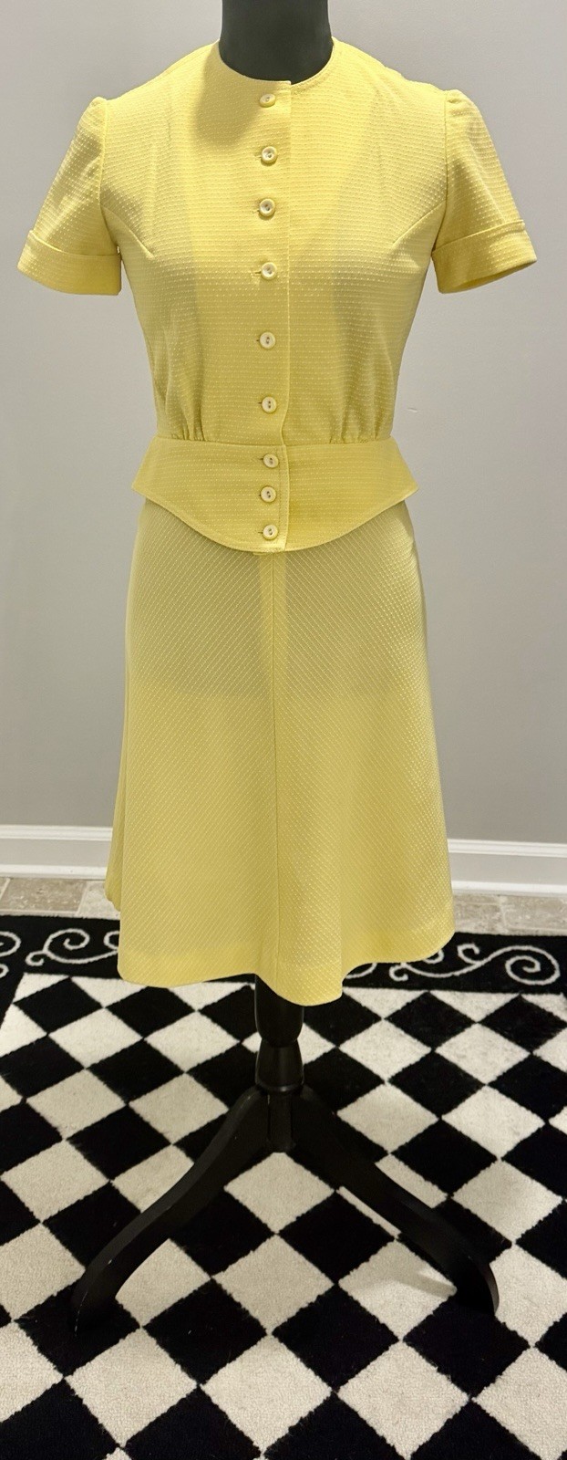 Vintage 1970s Women’s Gay Gibson 2 Piece Top & Skirt Set