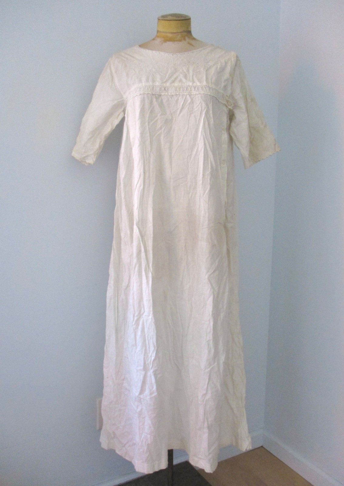 Antique vtg white cotton long nightgown crochet eyelet lace empire waist M/L