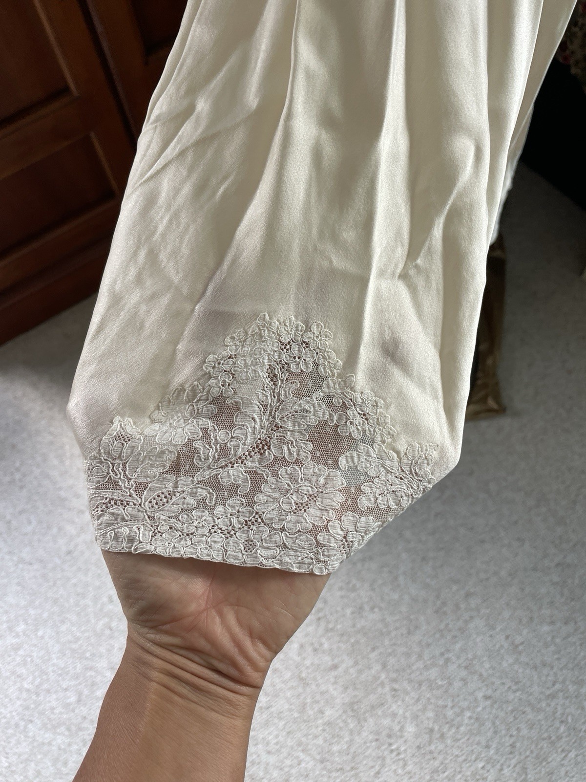 Vintage 1930s–1940s 100% Silk Ivory Mid Length Slip / Bias Lace French Lingerie