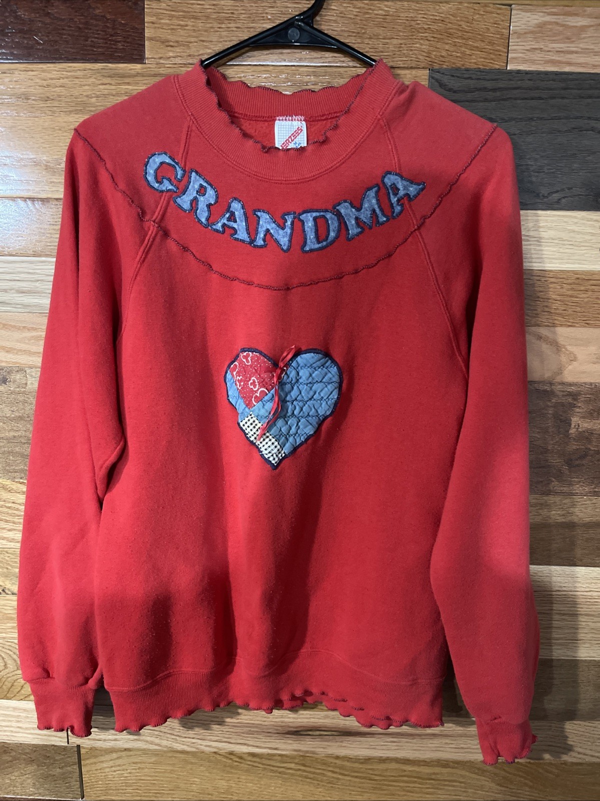 Women’s 90’s “Grandma” Quilted Heart Pattern Sweater Jerzees Sz M Made In USA