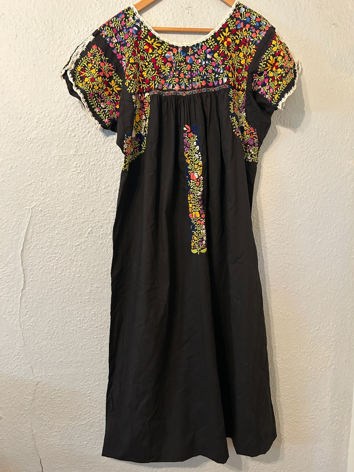 Vtg 1970s Oaxacan Black Dress Multi Color Embroidery Crochet XL/XXL