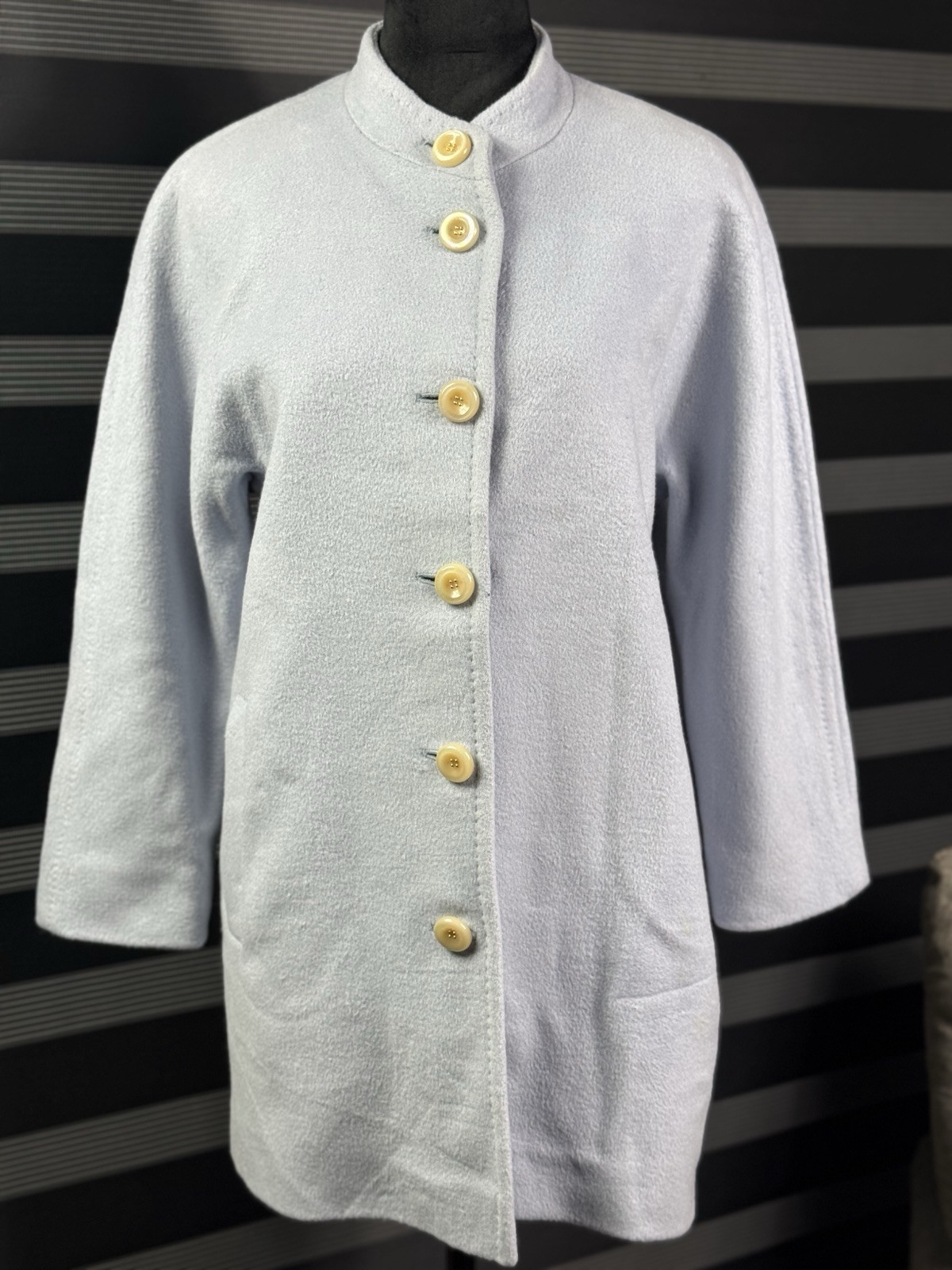 Jaeger Boucle Vintage 80s Wool Mohair Jacket Women’s Size 4 Blue Pearl Buttons
