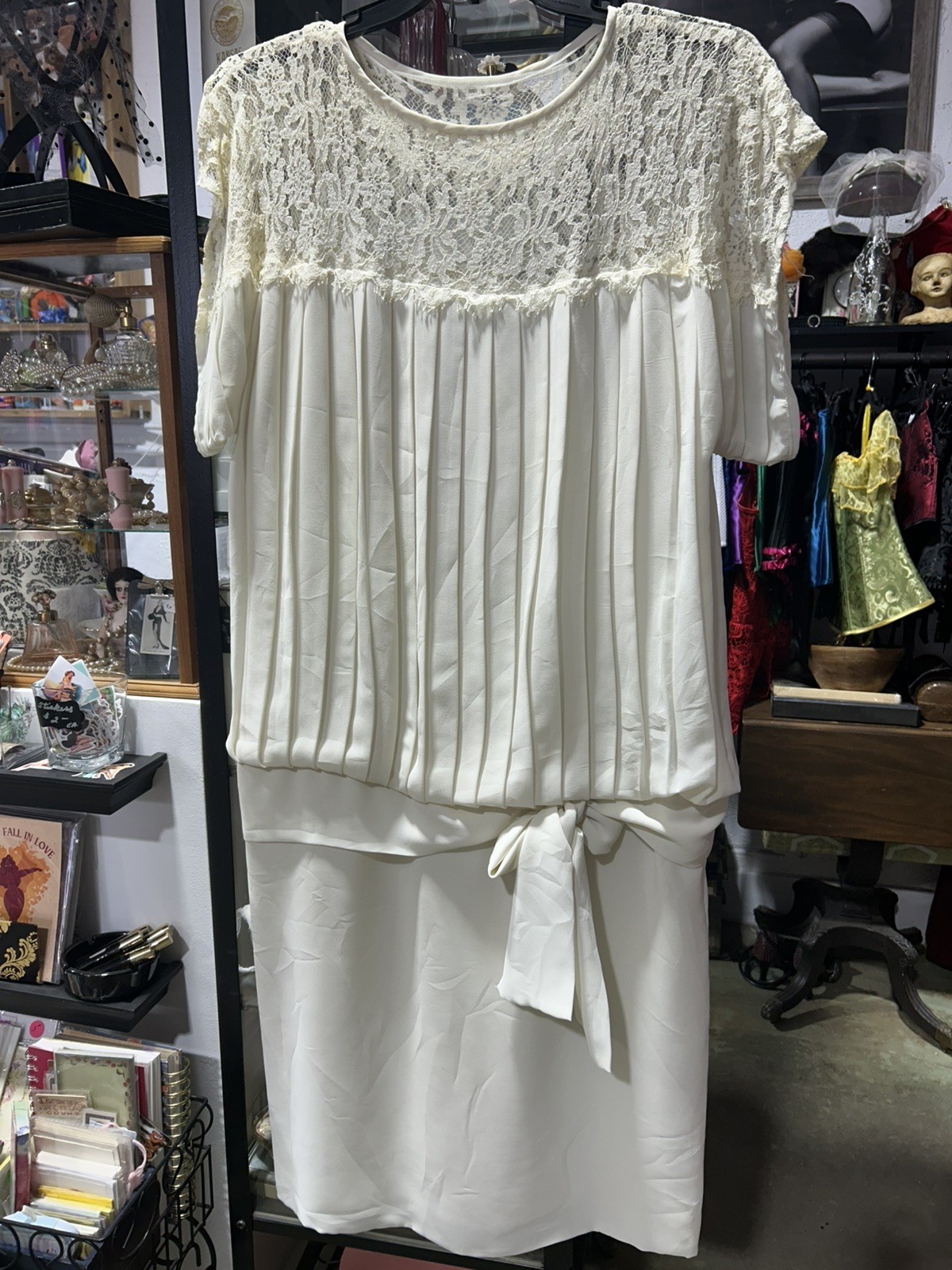 Vintage 1980’s Liz Roberts Inc Ivory Dress 14 Drop Waist Pleated Top with Lace