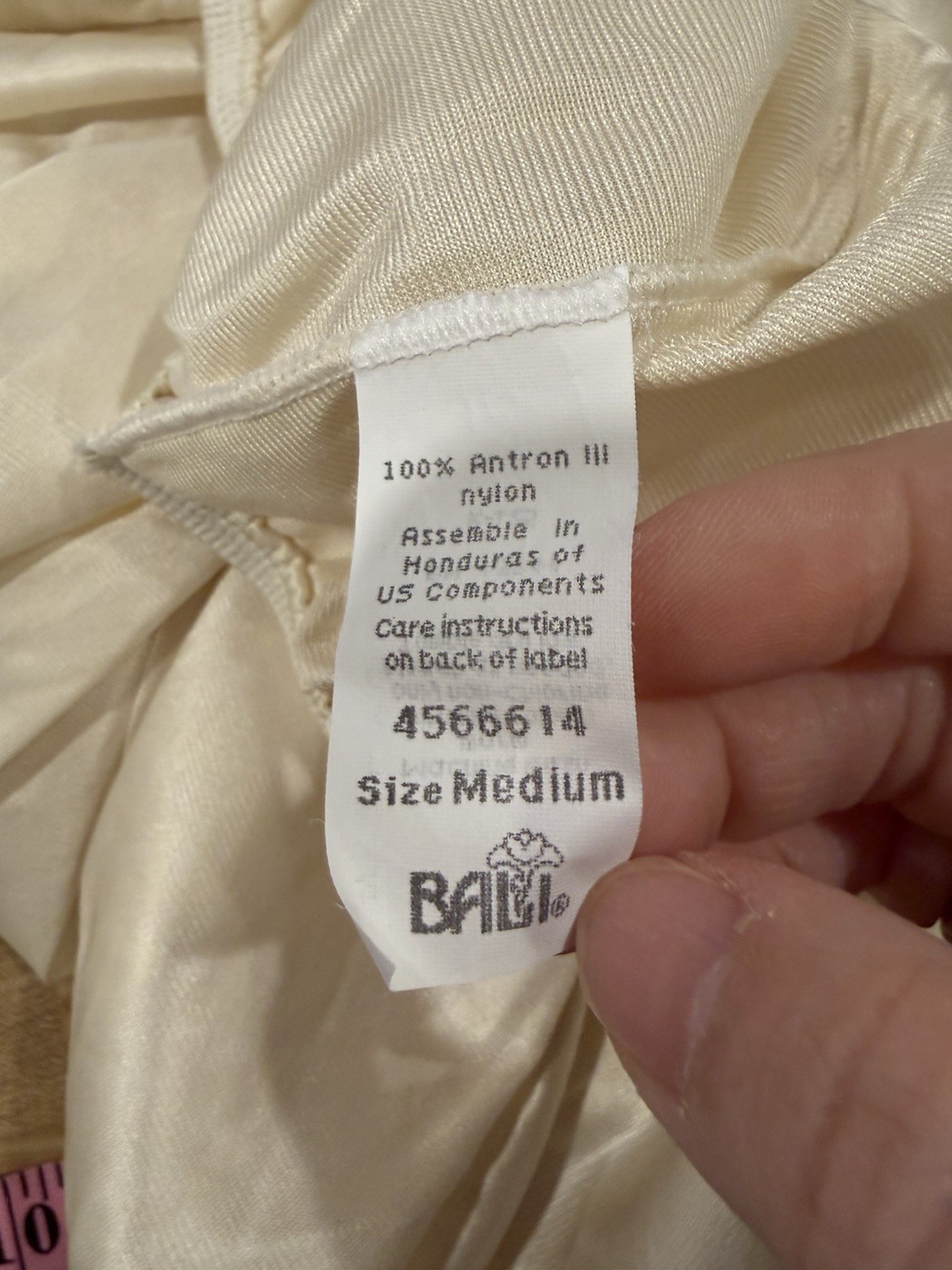 Vintage Bali Ivory Slip Shorts Medium Antron Nylon Pettipants Bloomers Modest
