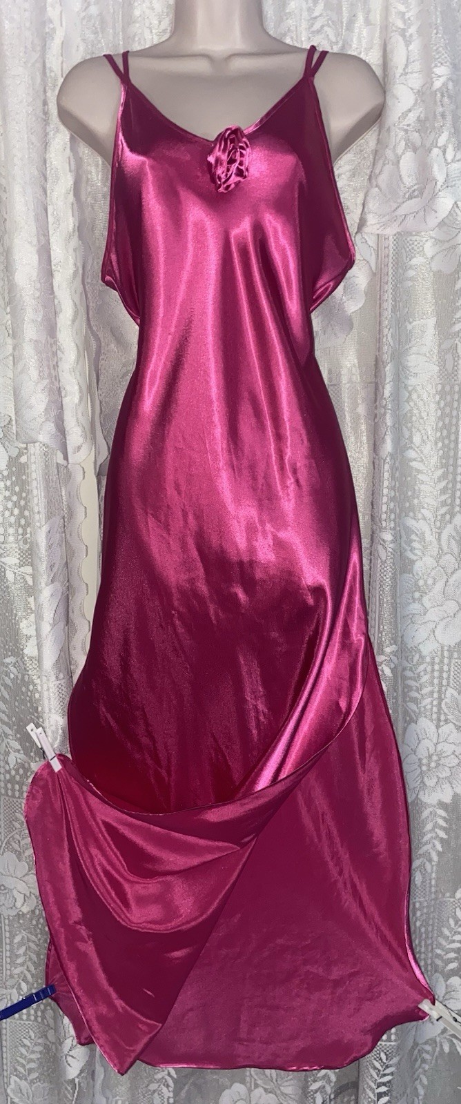 VTG SEXY M L Raspberry DEIDRE Satin Nightgown Negligee Gown w ROSETTE Hong Kong