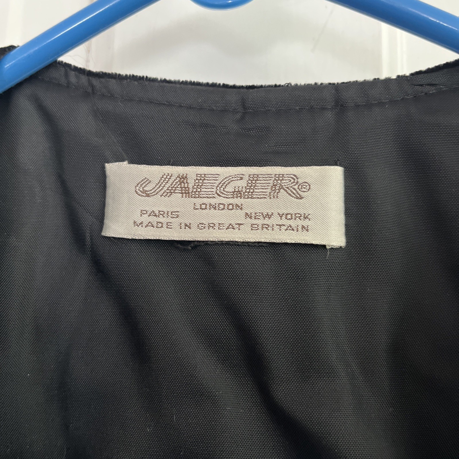Vintage 70s/80s Womens Jaeger Black Velvet Vest UK 14 (8) Holiday
