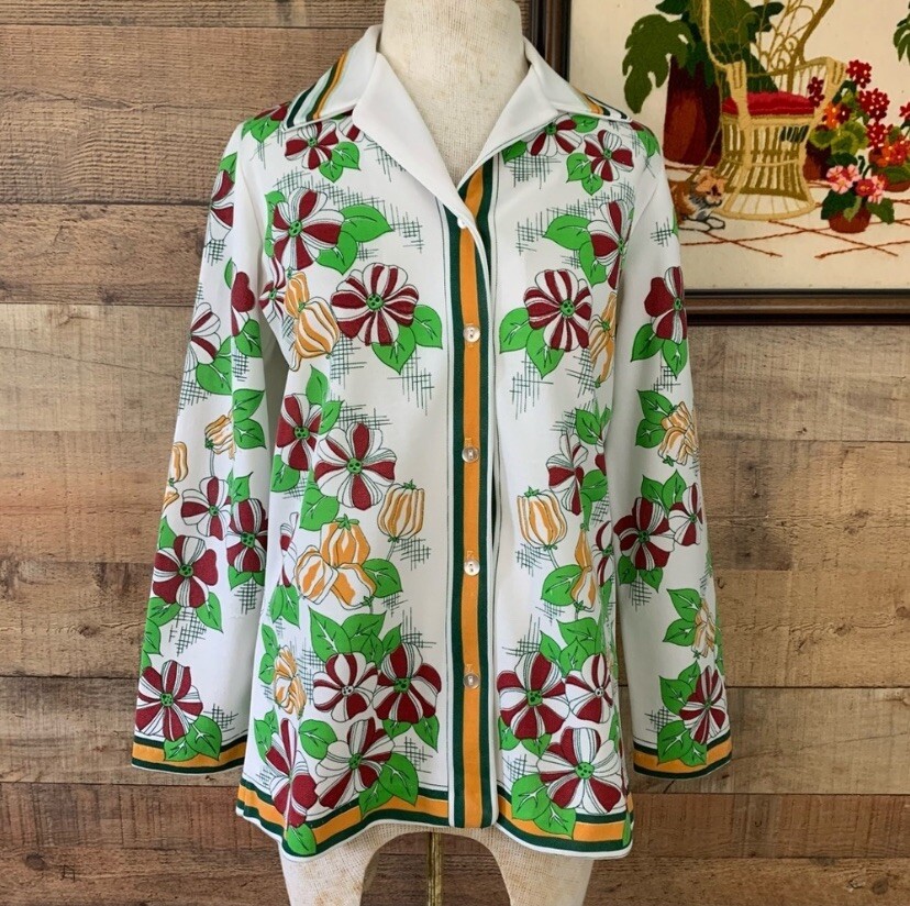 Vintage 1970’s Floral Boho Hippie Wide Pointy Collar Button Front Shirt Medium