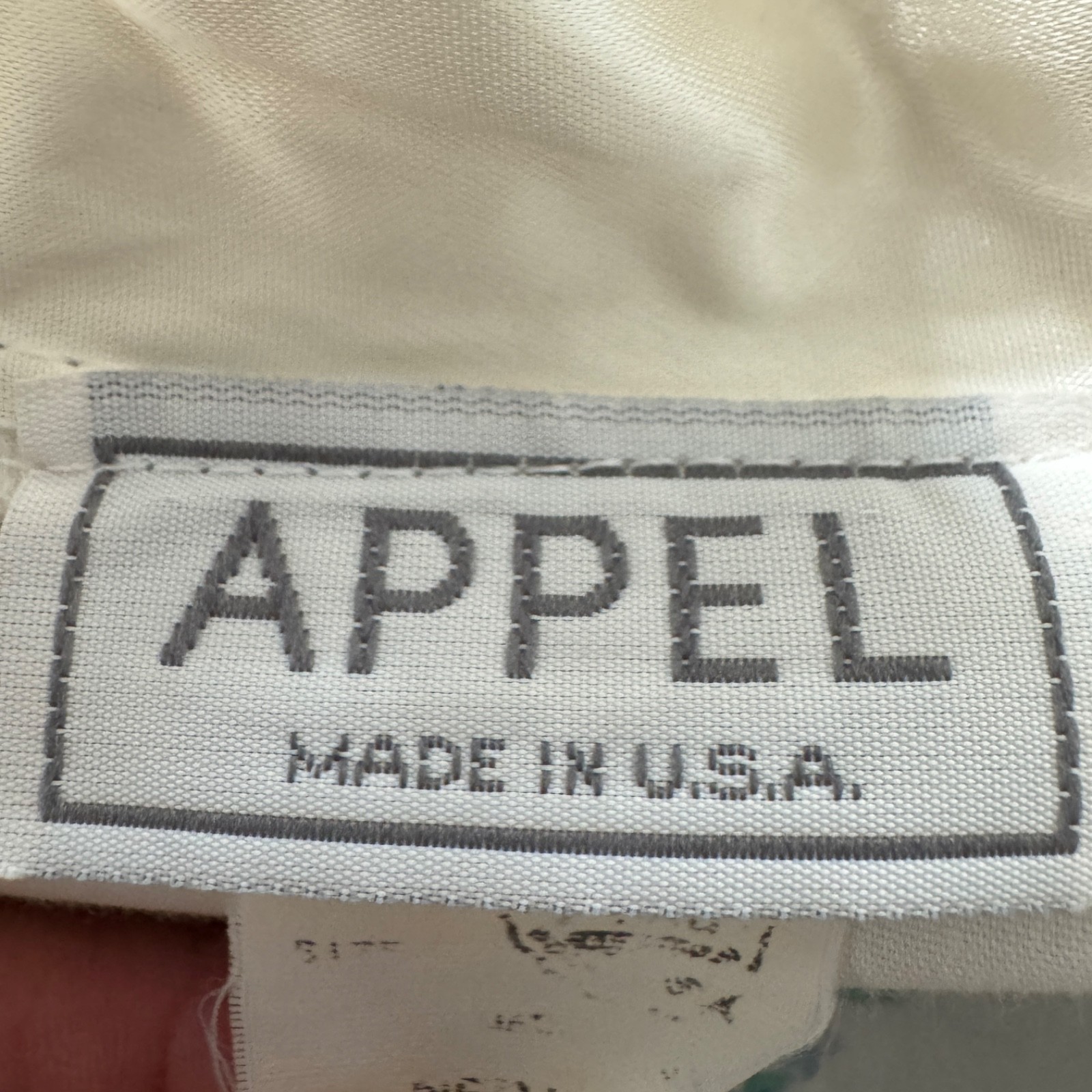 VTG Floral Bathrobe APPEL Union Made Satin Trim Pastel Color Pockets Sz Medium