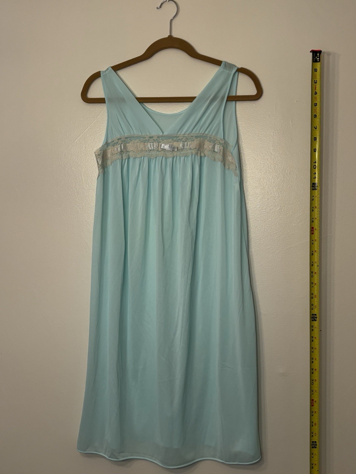 Vintage Kayser Blue Nylon and Lace Sleeveless Nightgown Size Small