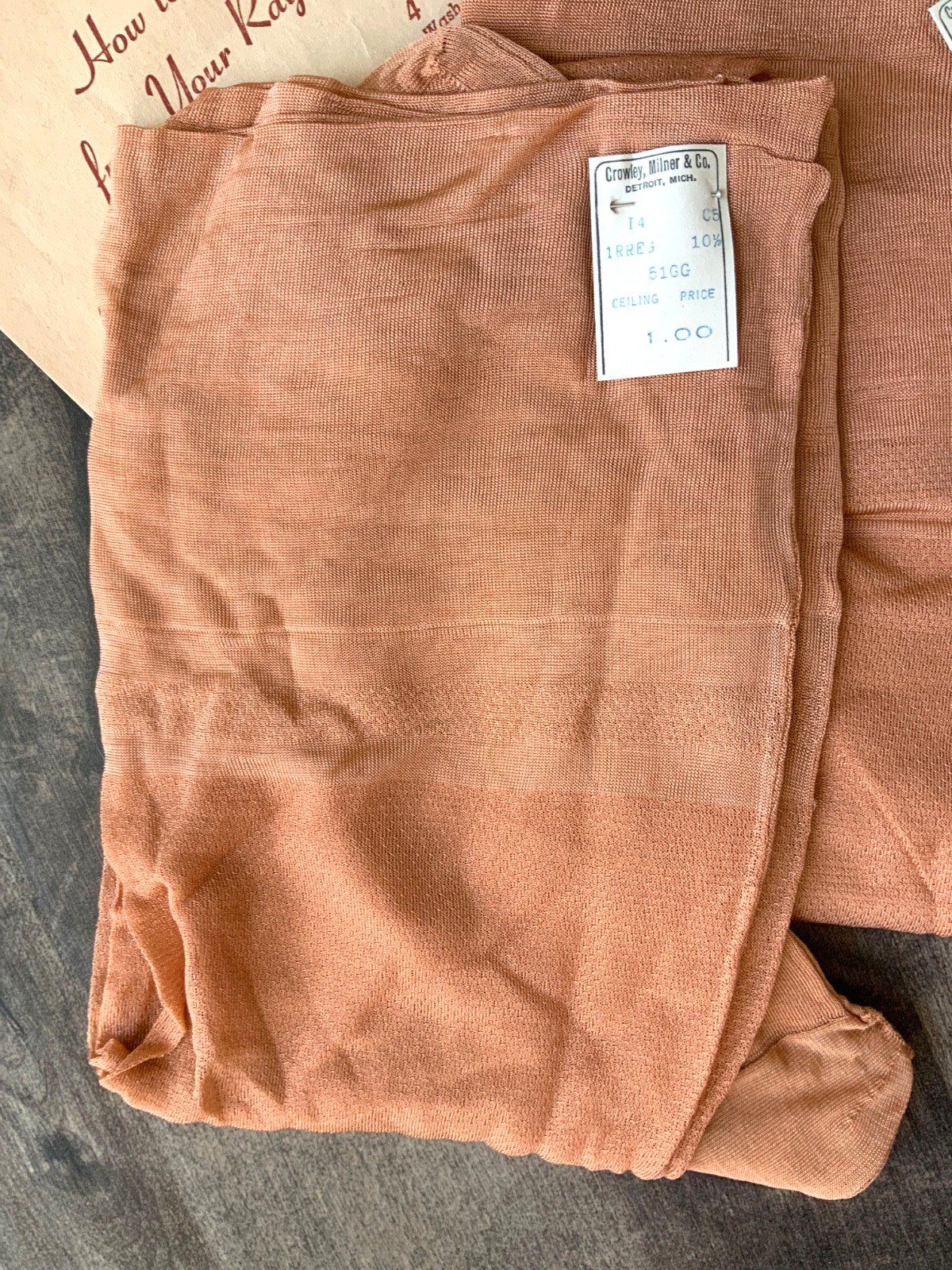 NEW 1940s WWII Vintage Semi Sheer RAYON Stockings Hose Seam CUBAN HEEL 10.5 Irr