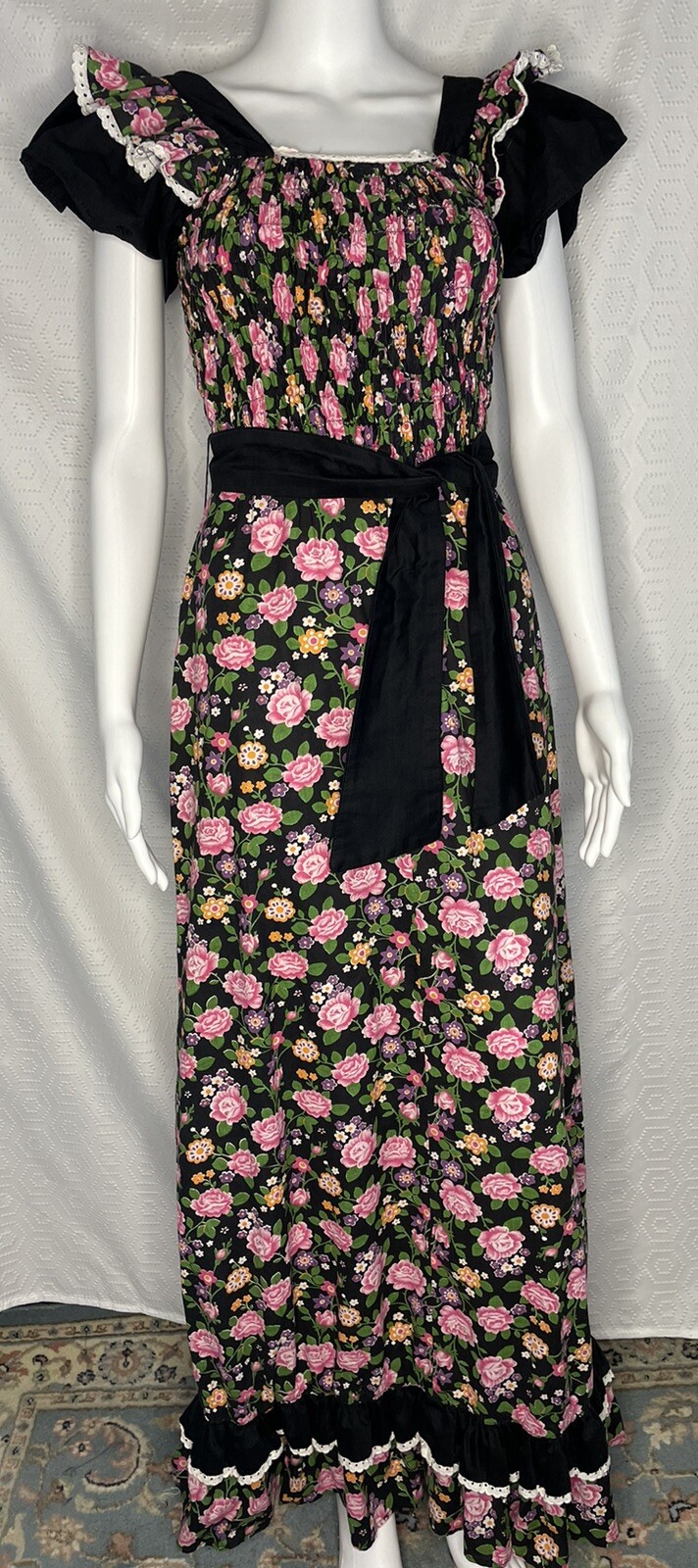 Vintage Maxi Dress Floral EU Size 42 S-M? Smocking Ruffles