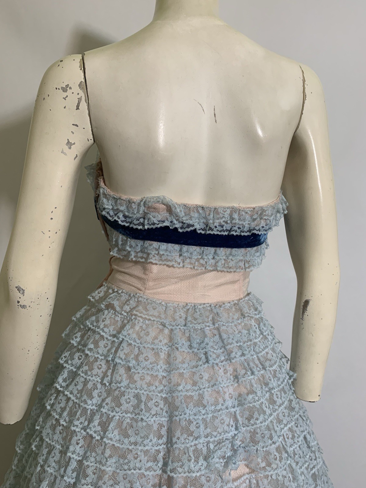 True Vintage 1960s Baby Blue Ruffled Lace Strapless Dress Blue Velvet Ribbon XS