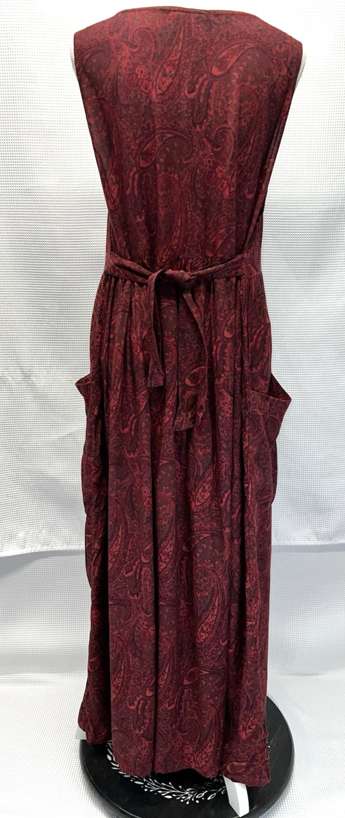 Vintage April Cornell for Cornell Trading Maroon Paisley Maxi Sleeveless q58
