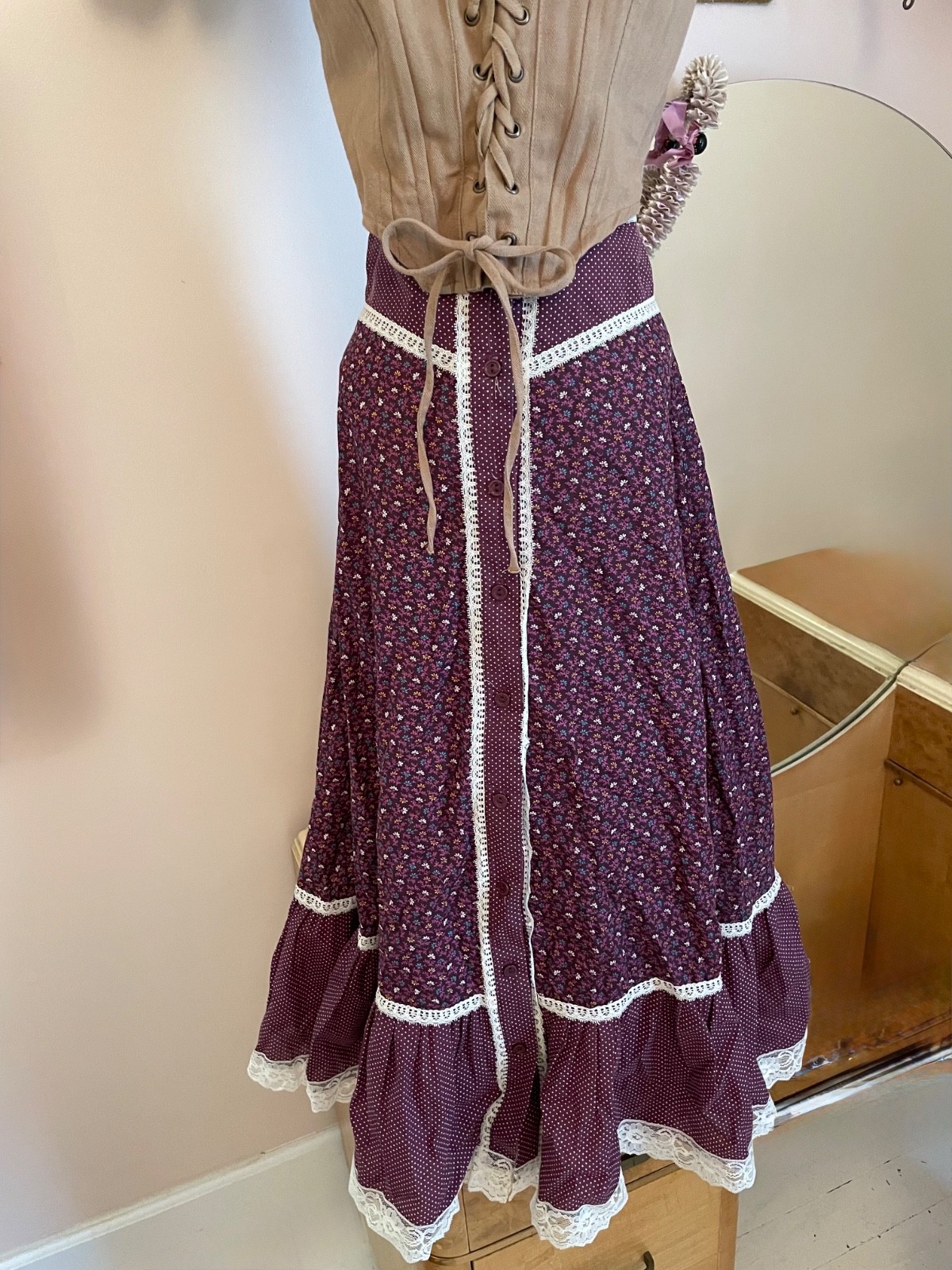 70s Corset Top Full Skirt Ditzy Print Calico Lace Hem S/M Cottagecore Rayon/Poly
