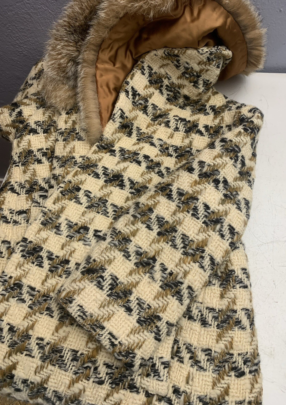 Vtg 70s Rothmoor Tapestry Tweed Wool Coat Fur Collar Ivory Classic Retro No Tag