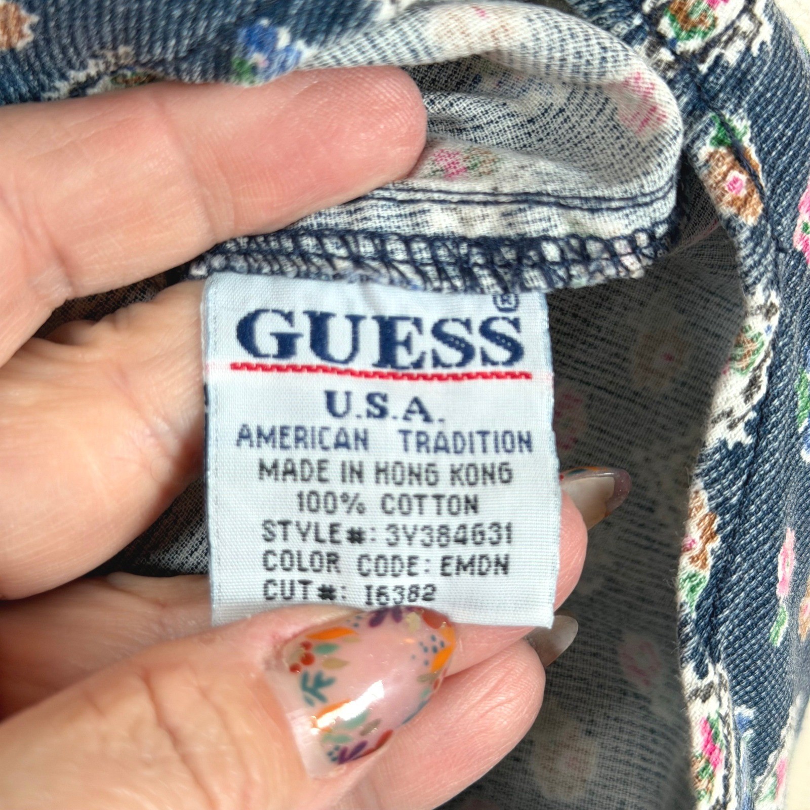 VTG Guess USA Sleeveless Snap Front Top Women’s Small Blue Floral Cotton Western