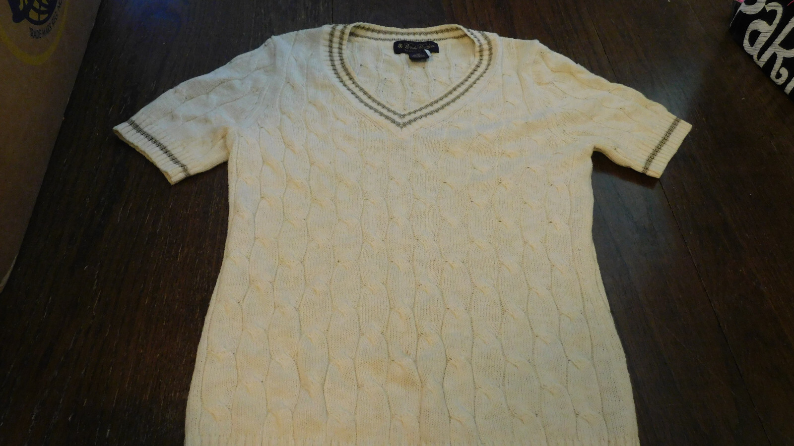 Vtg Brooks Bros Tennis Sweater Cable Knit V Neck Cream Metallic Gold Collar XS