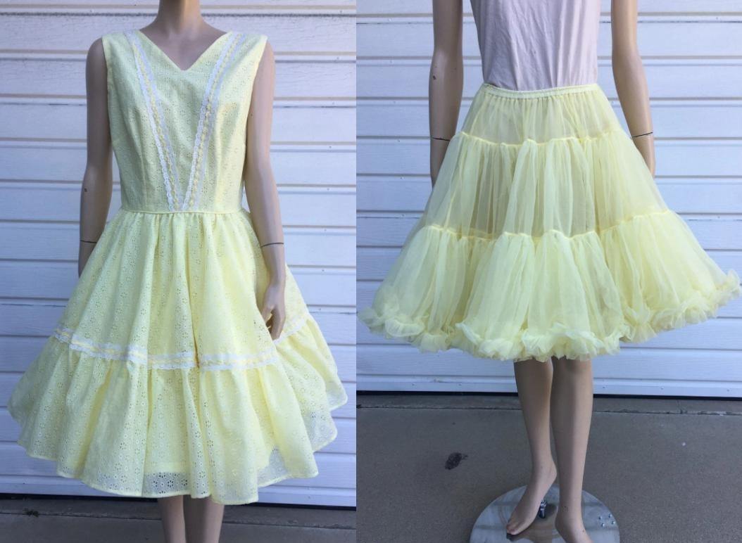 Vtg Yellow Daisy Eyelet Square Dance Dress & Soft Petticoat M Sold As Set