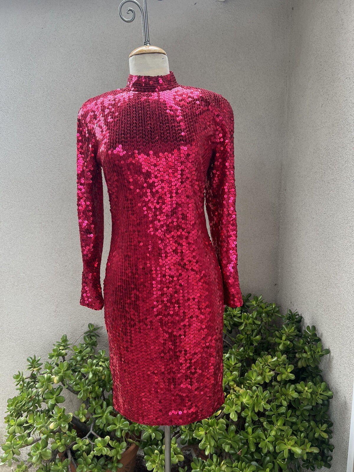 Vtg Disco Dress Ruby Red Sequins Keyhole Back Sz 10 NiteLine