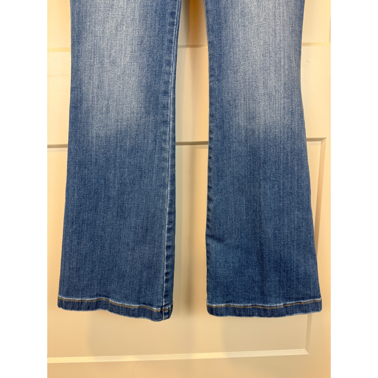 SPANXshape Everywhere Flare Jeans Pull On Elastic Waist Vintage Indigo Sz Large